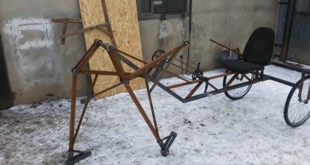 «Педальный конь» или шагающий байк своими руками